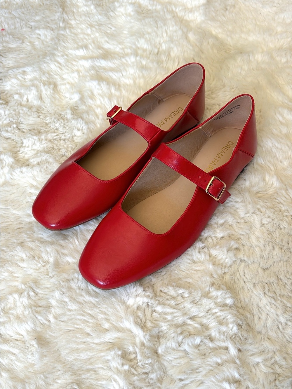 Dream Pairs Red Mary Jane ballet Flats with Buckle Strap